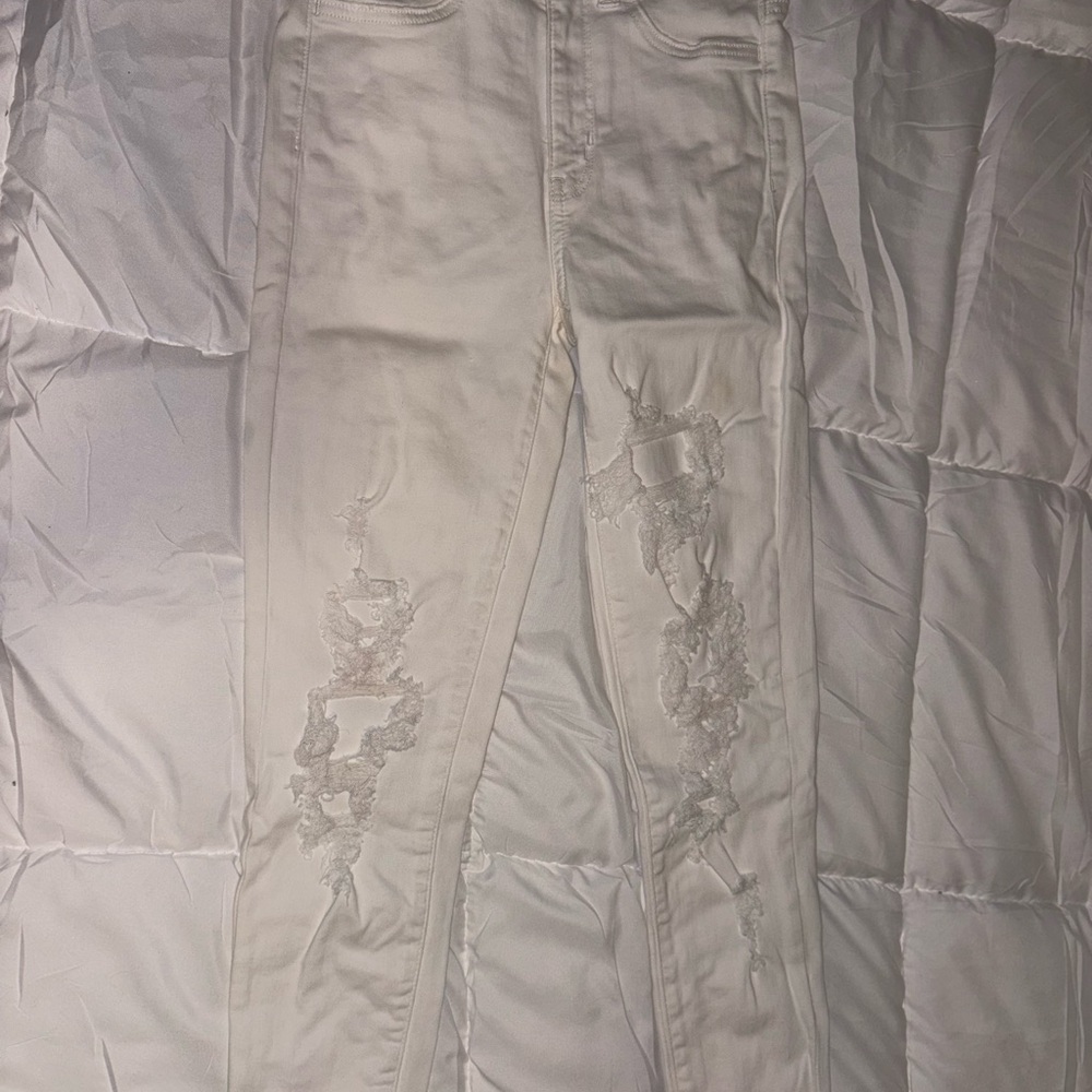 American Eagle Outfitters White Distressed Jeans